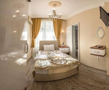 Ozmen Old Town Kaleici Adult Only Otel Antalya